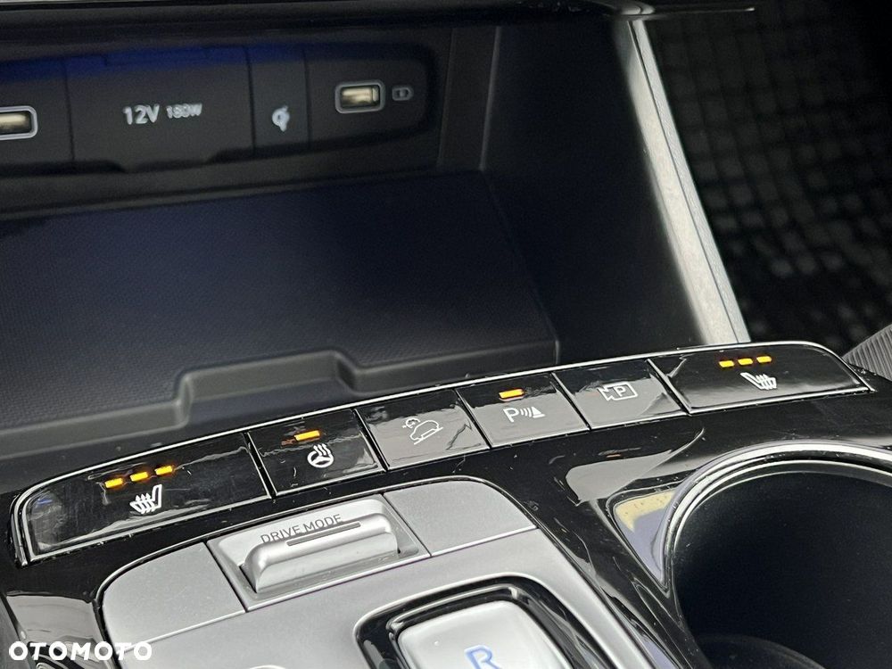 Hyundai Tucson 1.6 T-GDi HEV Executive 2WD - 19
