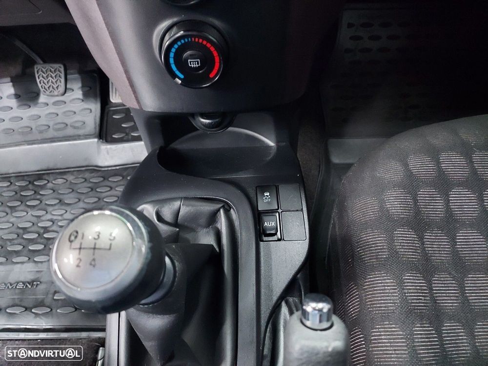 Toyota iQ 1.0 VVT-i Essential+AC - 8