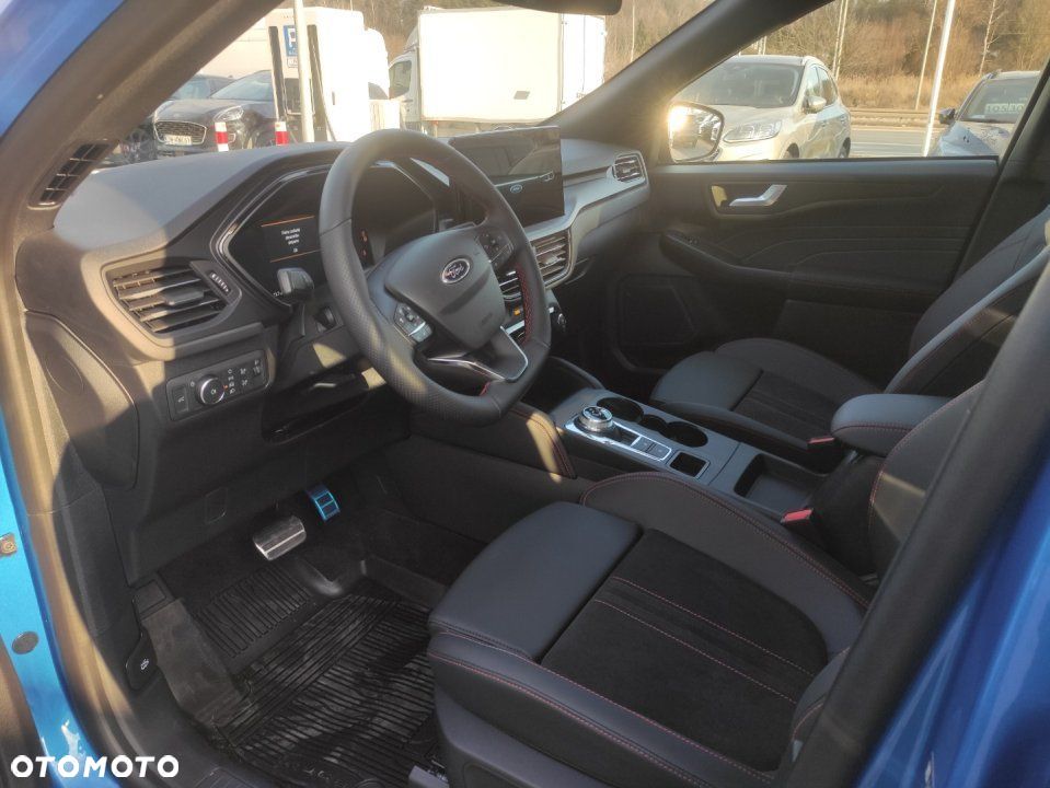 Ford Kuga - 13