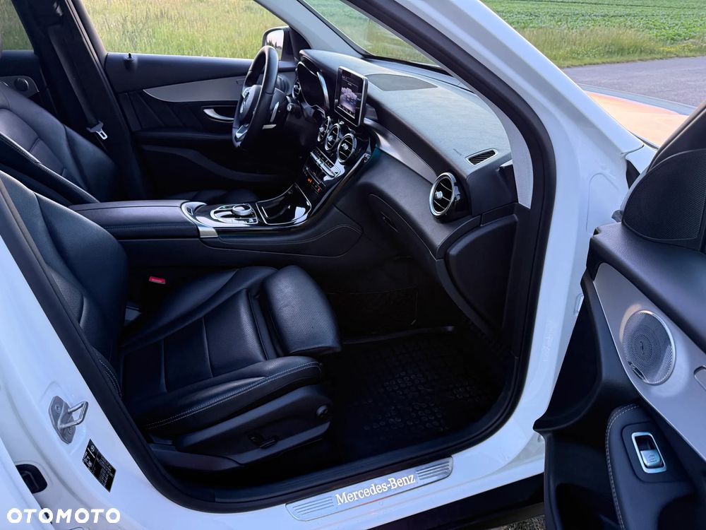 Mercedes-Benz GLC 220 d 4-Matic - 12