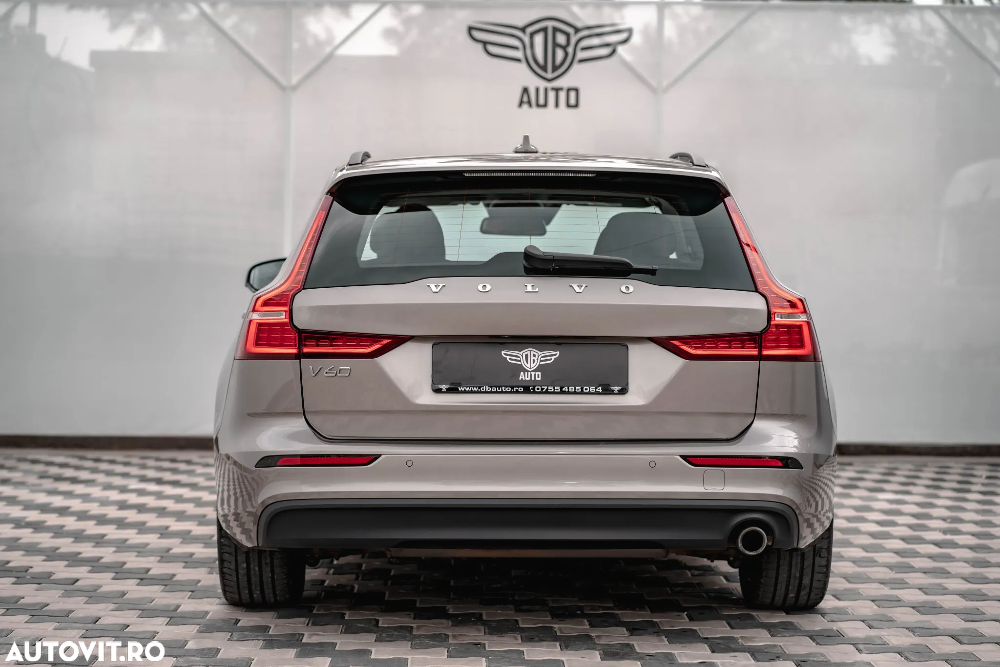 Volvo V60 D3 Geartronic Momentum - 4