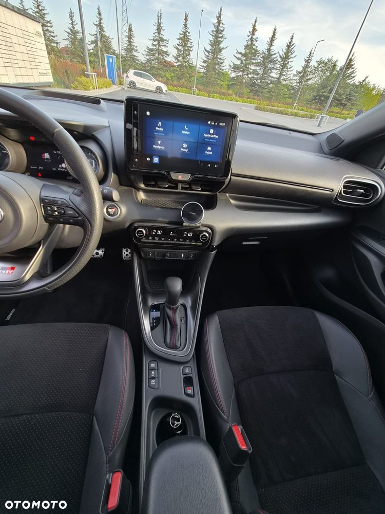 Toyota Yaris - 34