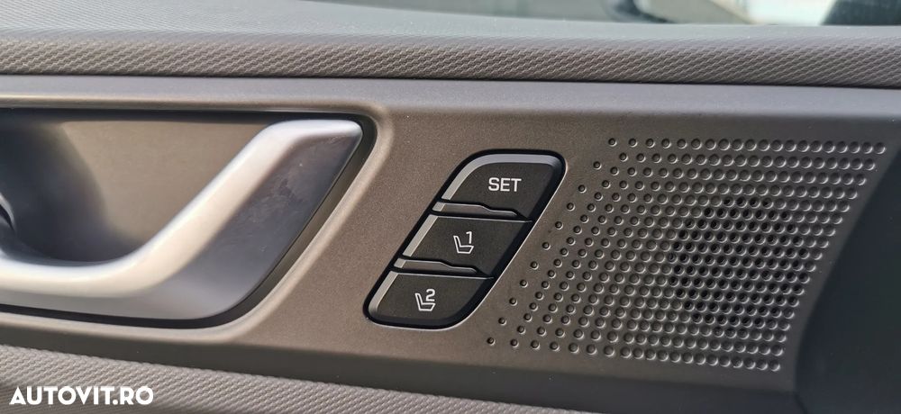 Hyundai IONIQ 1.6 GDI Premium - 29