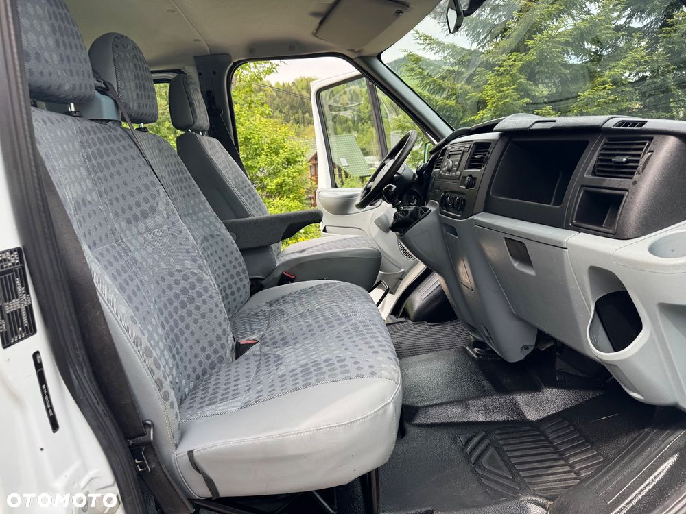 Ford Transit - 14