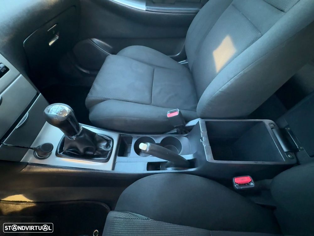 Toyota Corolla 1.4 VVT-i - 15