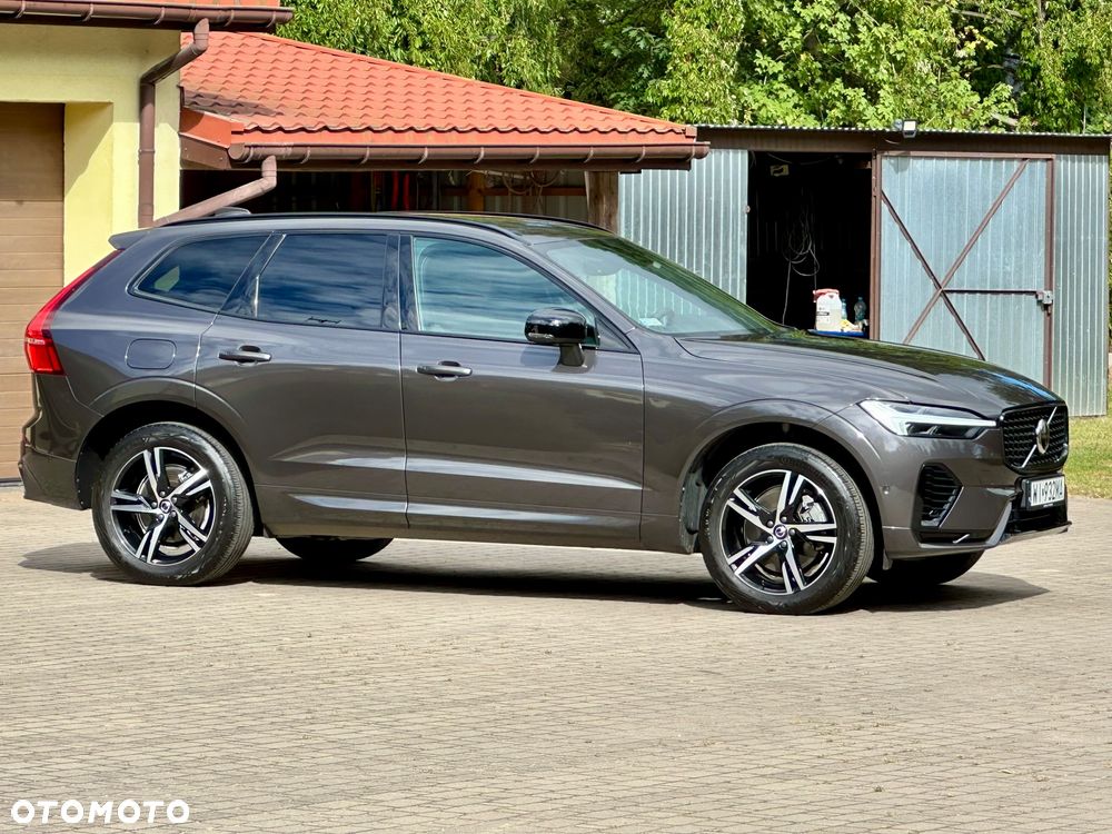 Volvo XC 60 B4 D AWD R-Design - 4
