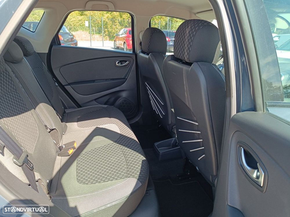 Renault Captur 0.9 TCE Exclusive - 12