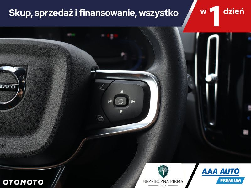 Volvo XC 40 - 18