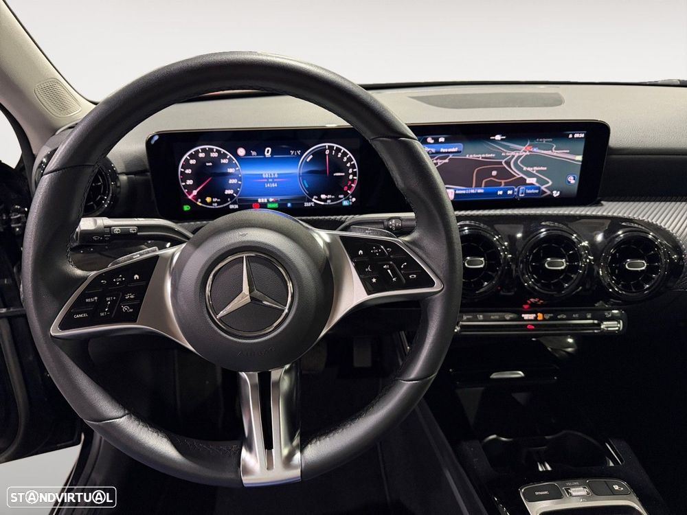 Mercedes-Benz A 250 e - 10