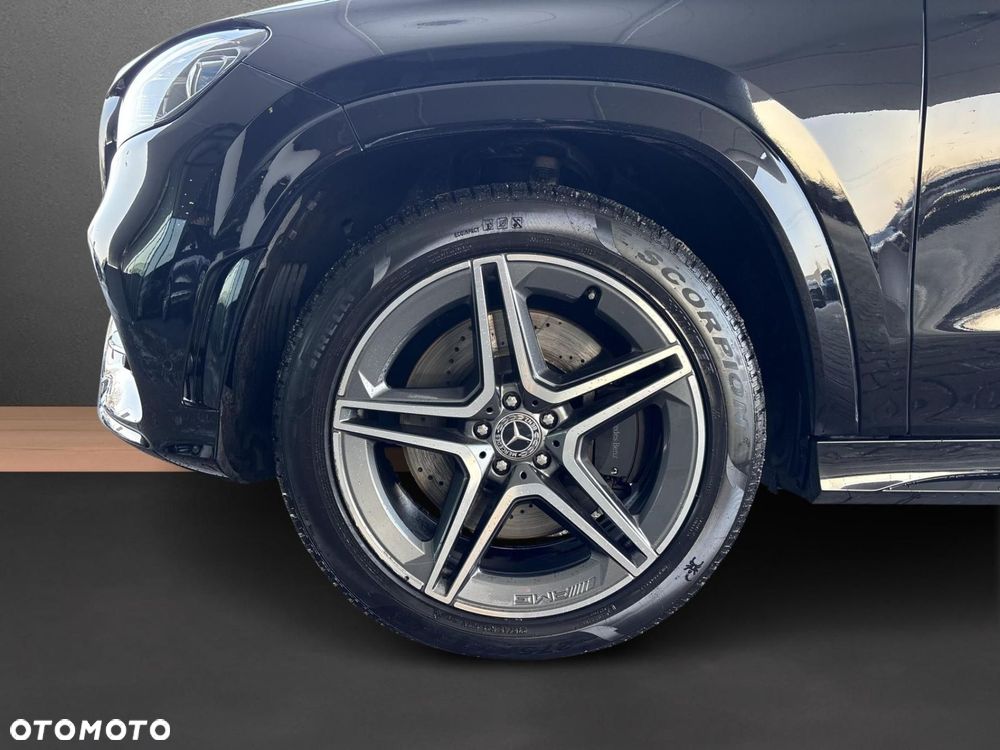 Mercedes-Benz GLS - 19