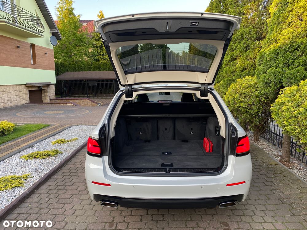 BMW Seria 5 520d Touring - 17