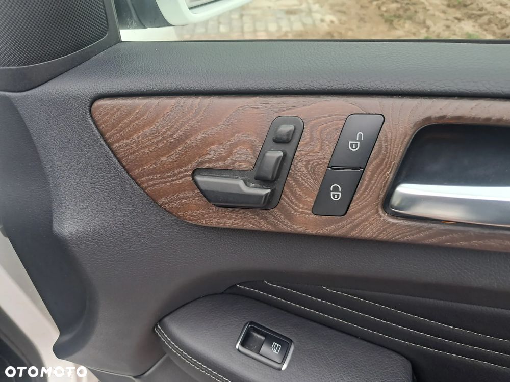 Mercedes-Benz ML - 11