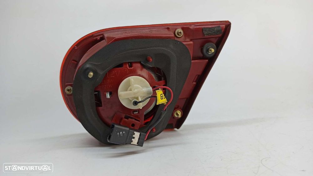 FAROLIM TRASEIRO ESQUERDO KIA OPIRUS EX - 6