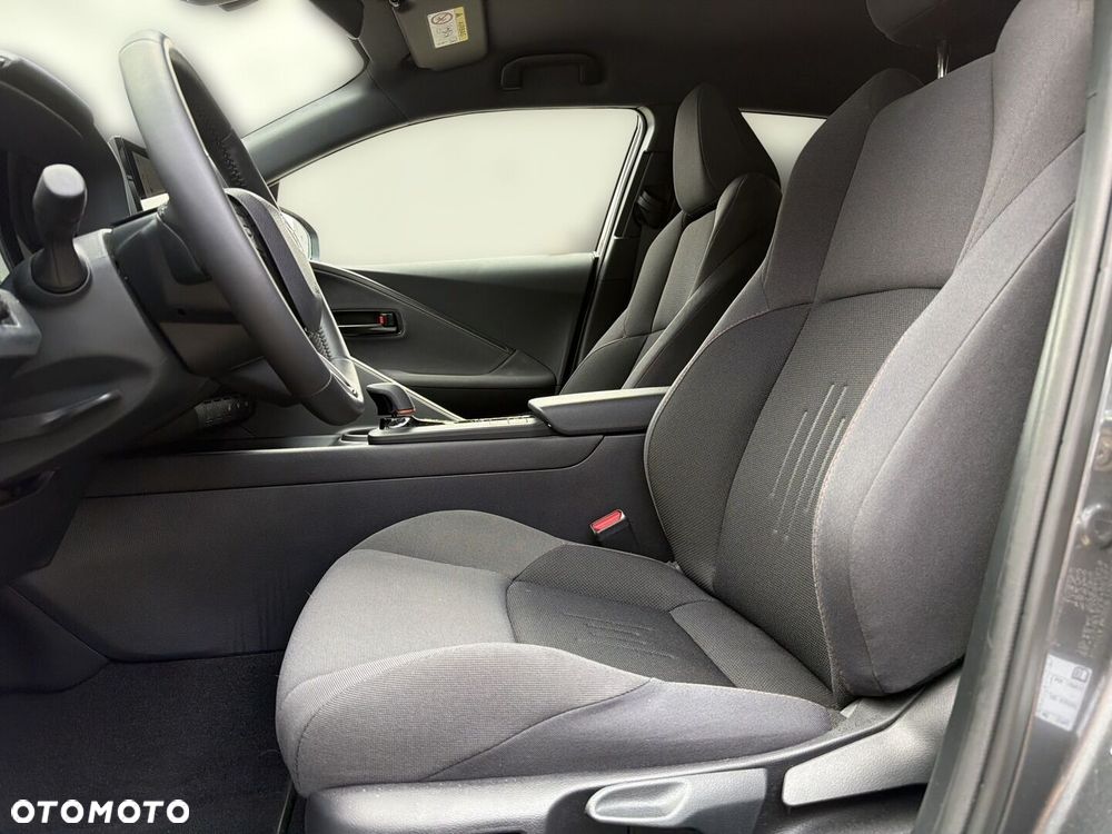 Toyota C-HR - 10