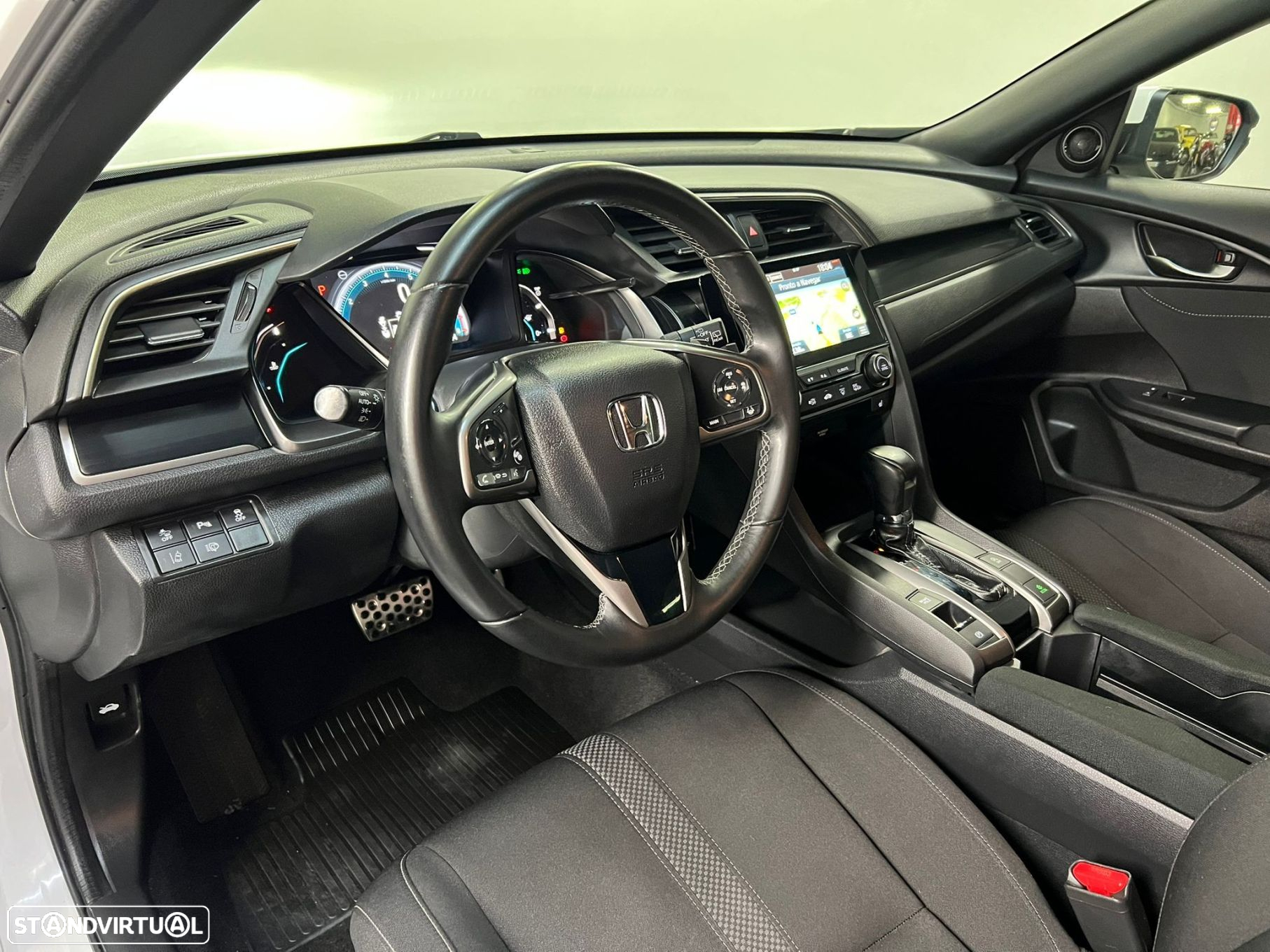 Honda Civic 1.0 i-VTEC Elegance CVT - 5