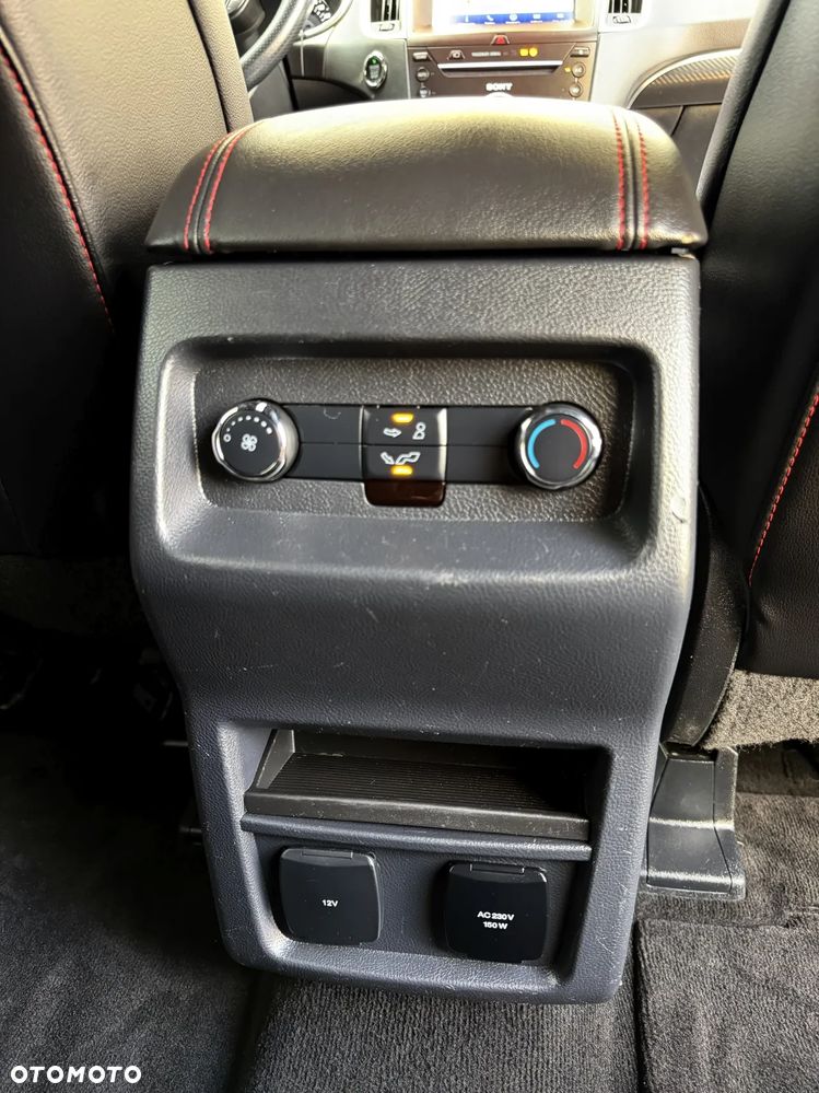 Ford S-Max 2.0 EcoBlue ST-LINE - 29