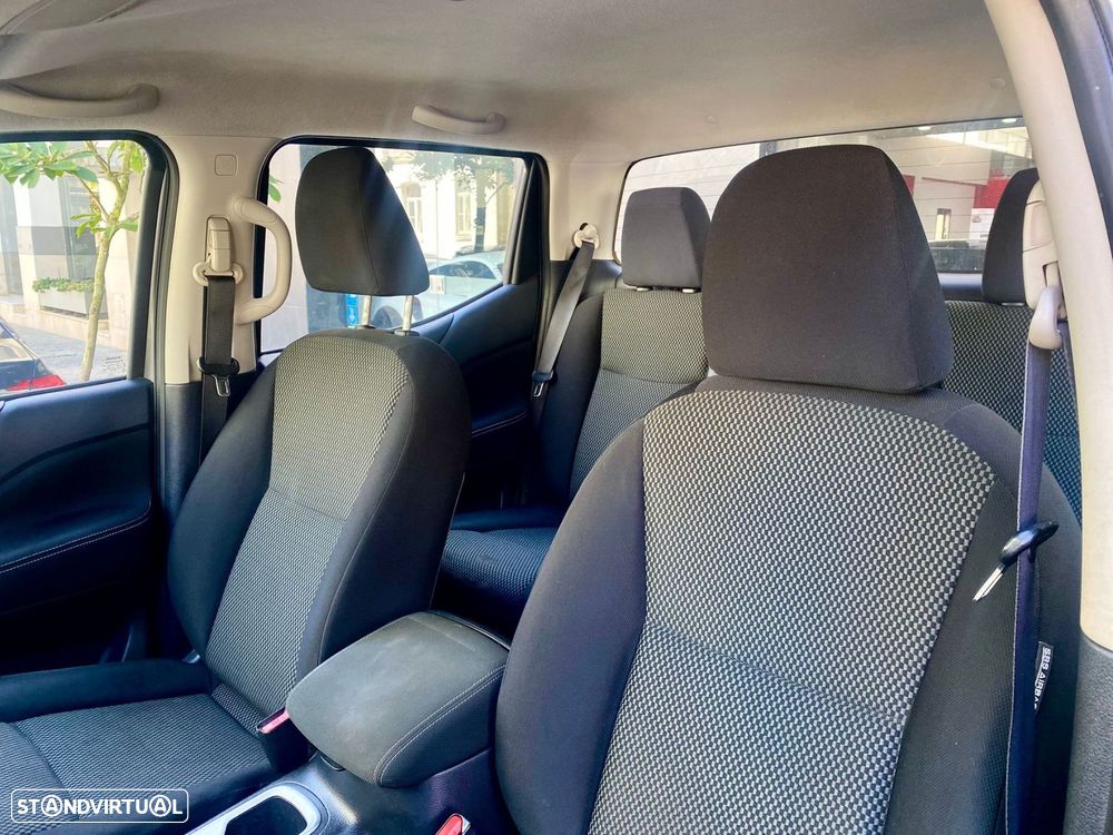 Nissan Navara 2.3 dCi CD 4WD N-Connecta - 10