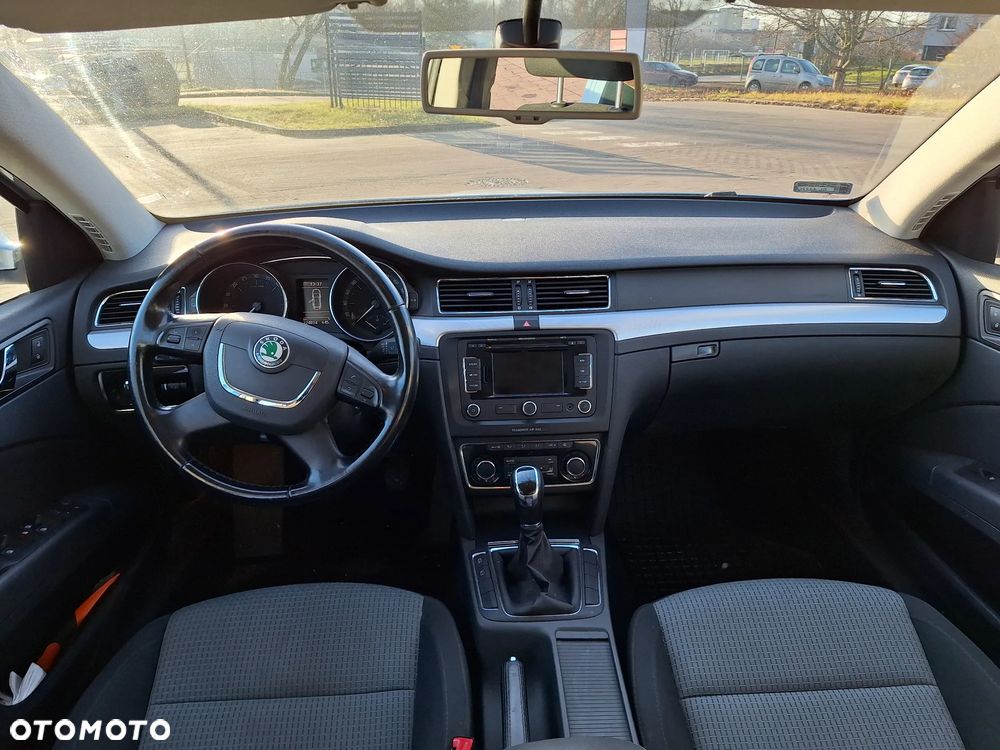 Skoda Superb 2.0 TDI Active - 8