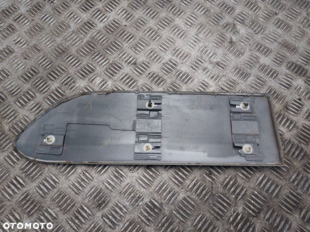 LISTWA DRZWI PRAWY TYŁ TOYOTA RAV4 II LIFT 75075-42060 - 2