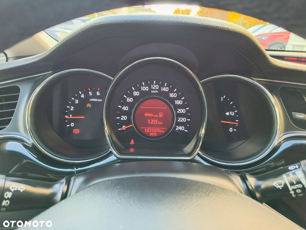 Kia Ceed 1.6 CRDi 136 ISG Platinum Edition - 29