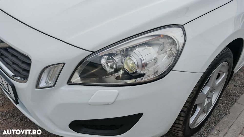 Volvo S60 D5 AWD Geartronic Edition - 20