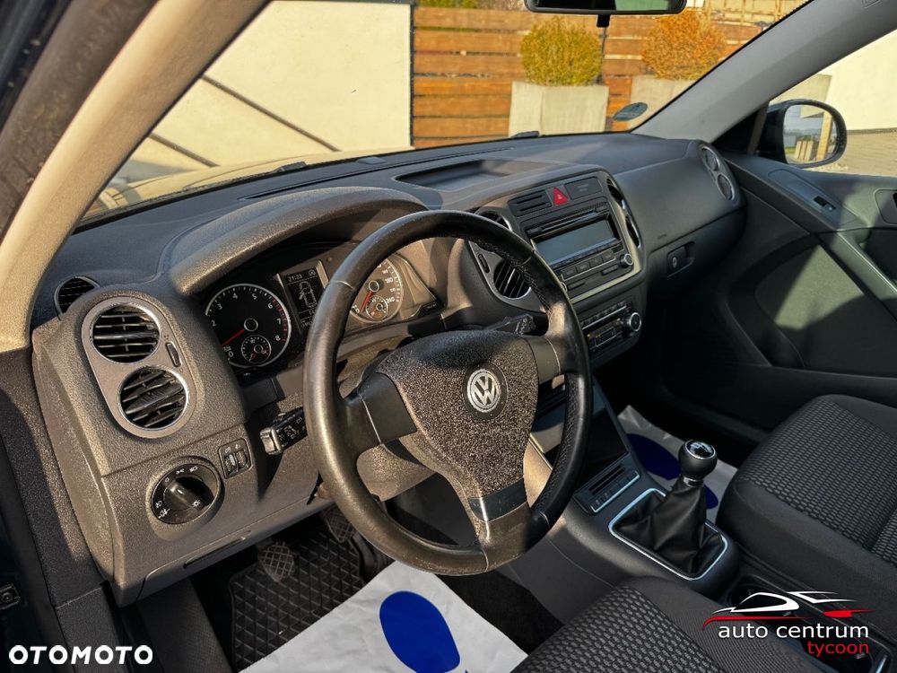 Volkswagen Tiguan - 28