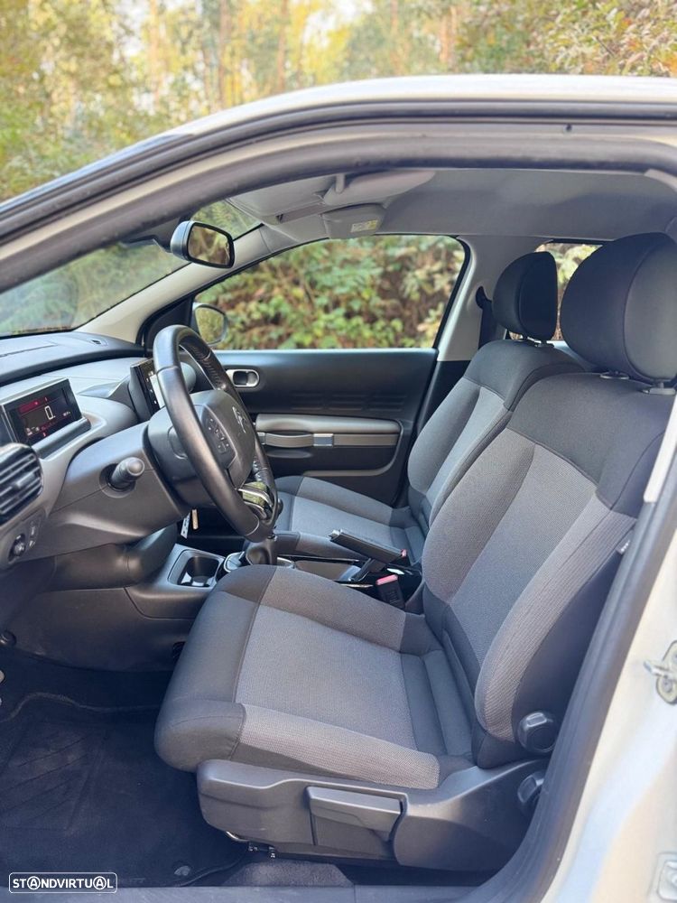 Citroën C4 Cactus 1.2 PureTech Feel Business - 19