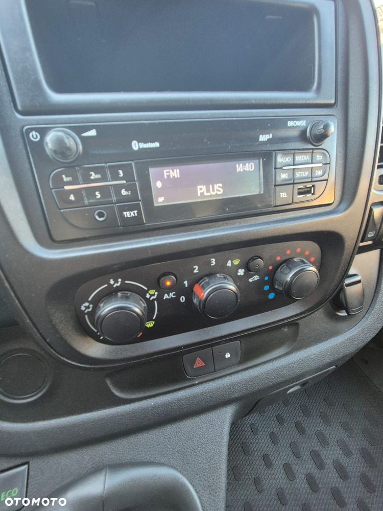 Renault Trafic Talento 120koni Long 143Tys km Klima Super stan - 13