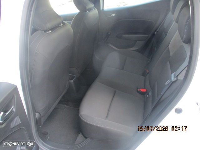 Renault Clio 1.5 dCi Limited - 8