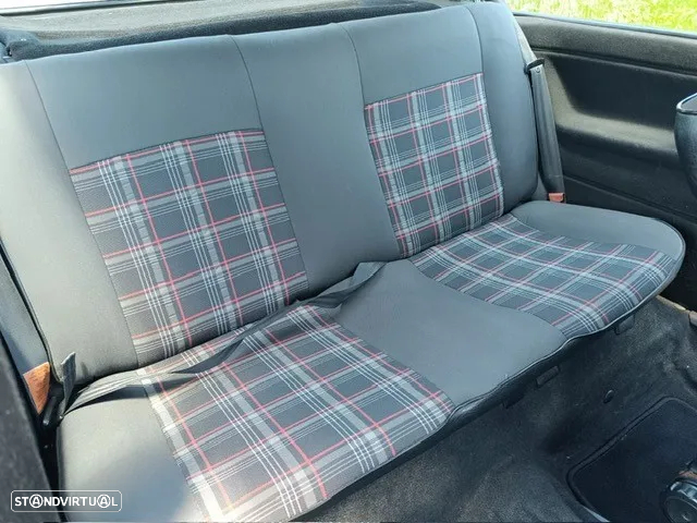 VW Golf 1.6 GTD - 13