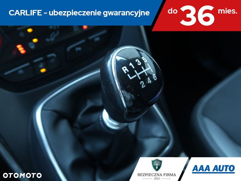 Ford Kuga - 18