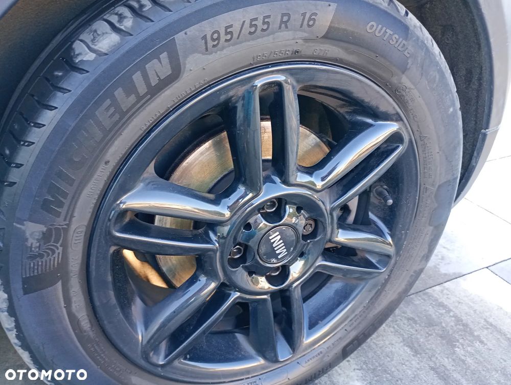 MINI Clubman Cooper D - 12