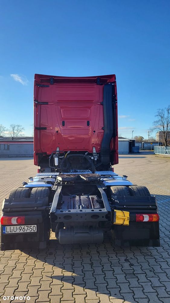 Mercedes-Benz ACTROS - 7