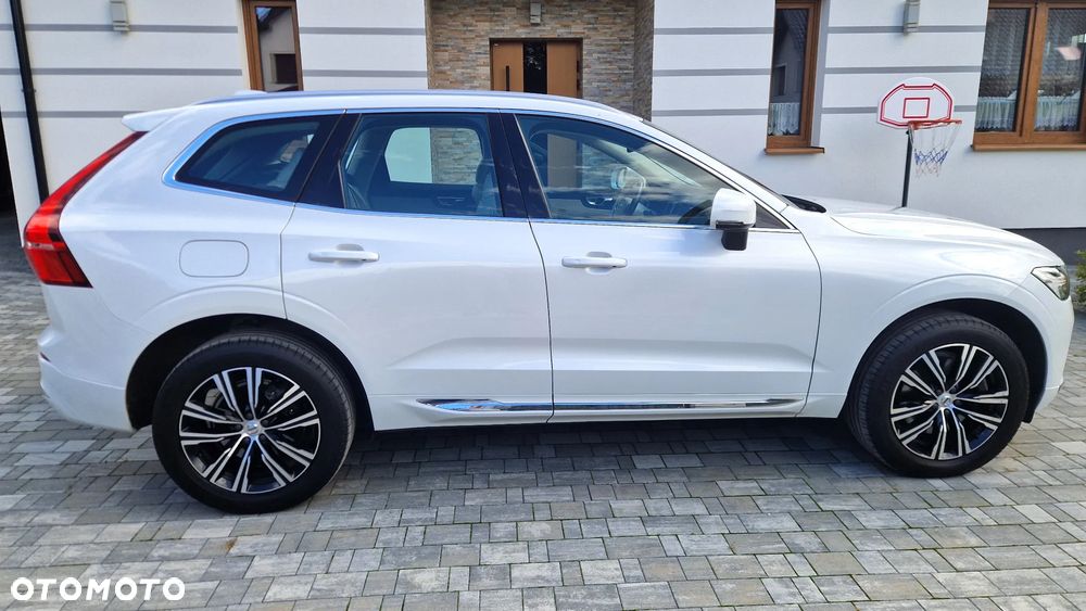 Volvo XC 60 B5 B AWD Momentum Pro - 9