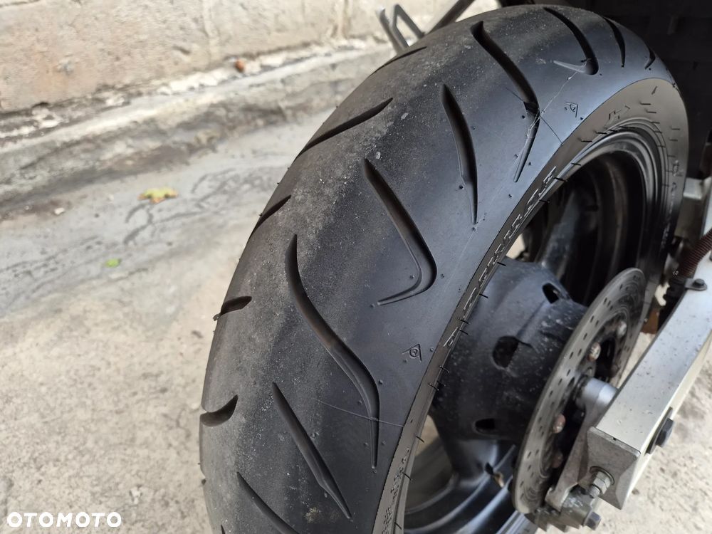 Yamaha FZS - 5