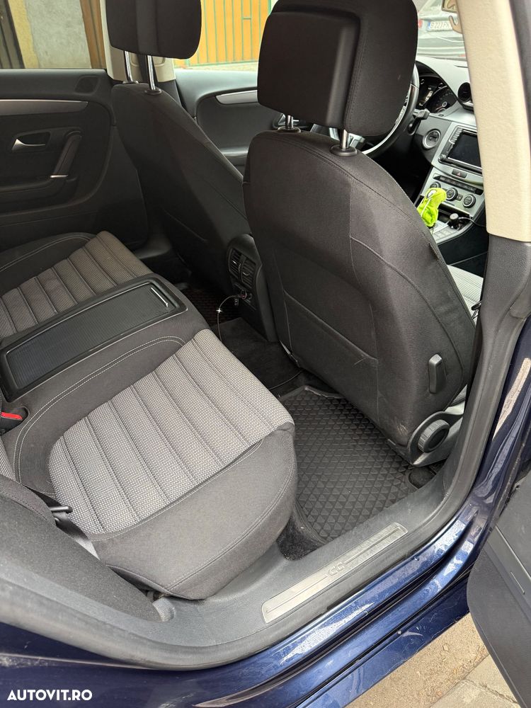 Volkswagen Passat CC - 9