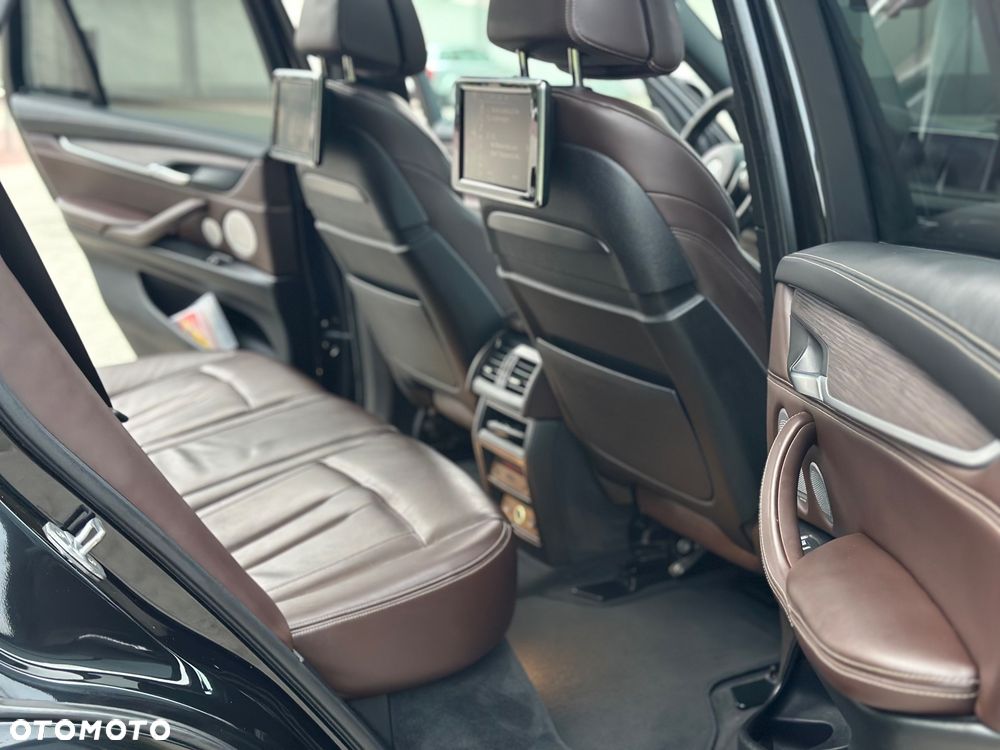 BMW X5 M M50d - 14