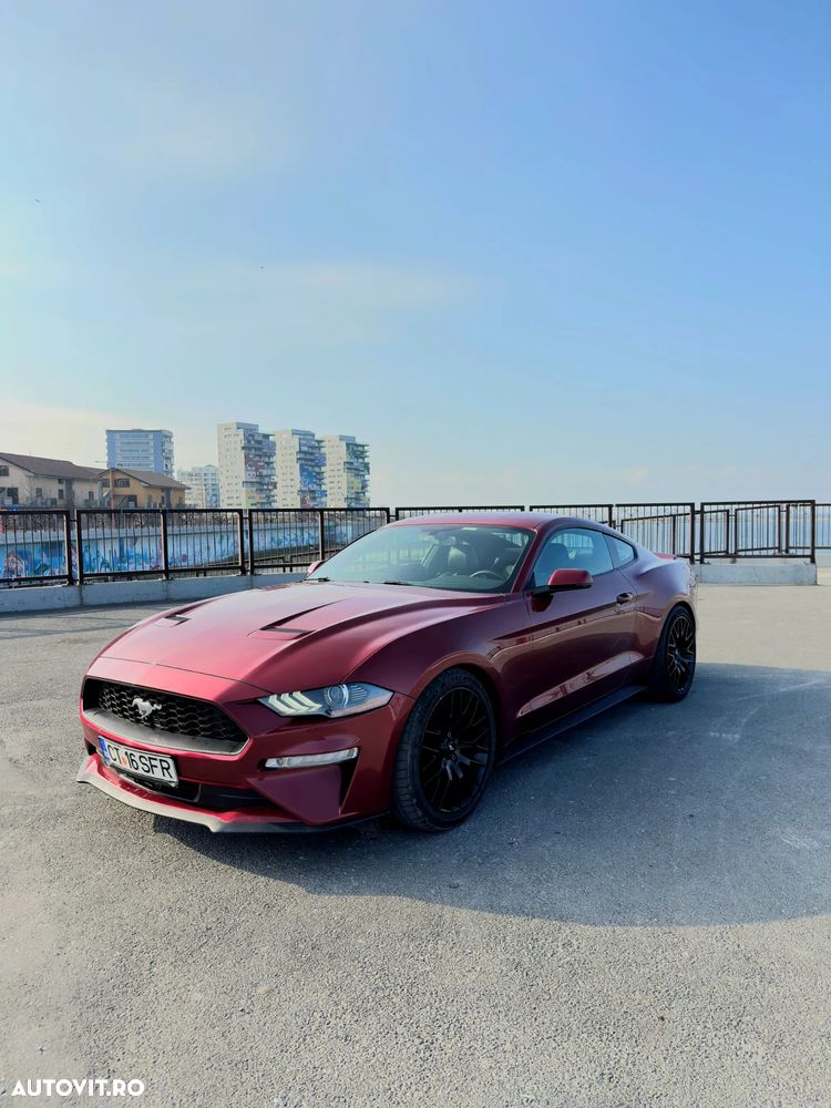 Ford Mustang 2.3 Eco Boost Aut. - 1
