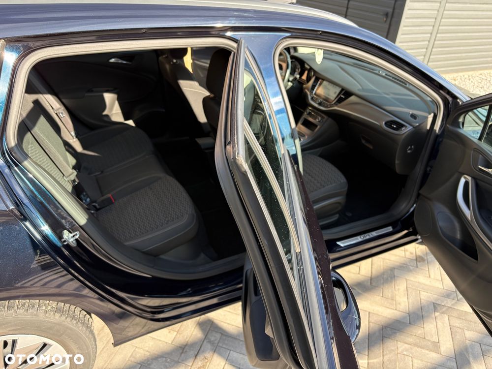 Opel Astra 1.6 CDTI Sport - 19
