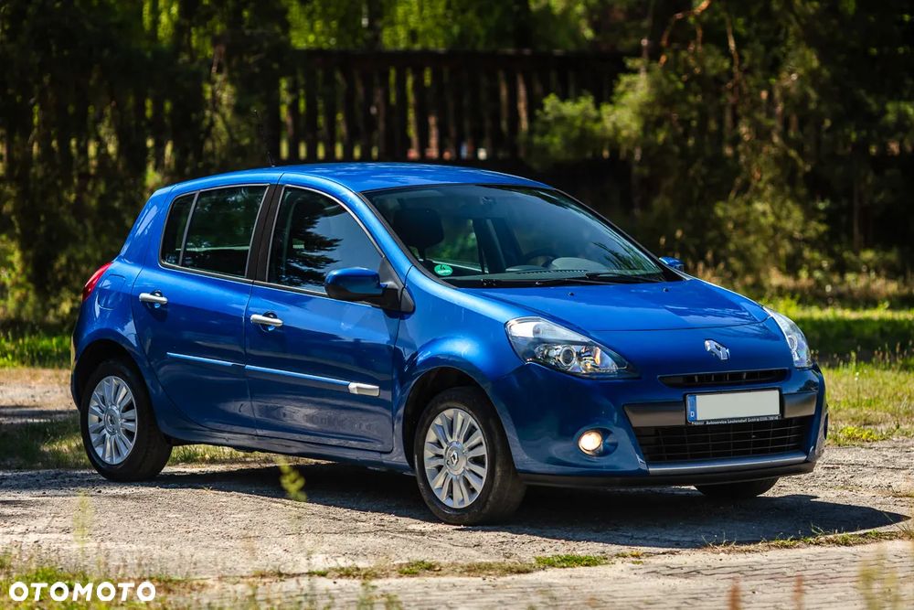 Renault Clio 1.2 16V 75 Dynamique - 11