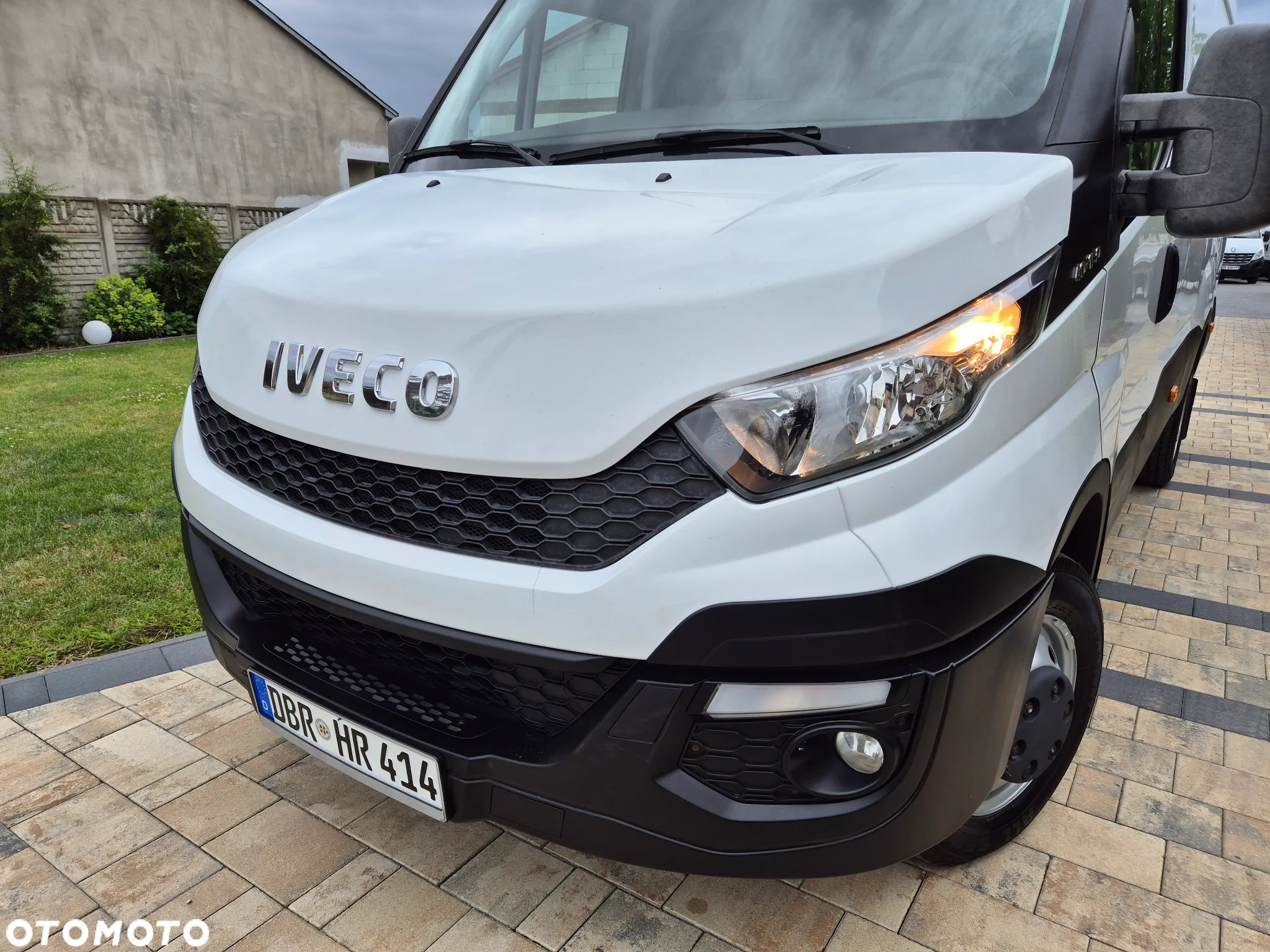 Iveco DAILY 40C15 L3H2 KLIMA BLIZNIAK TEMPOMAT BLOKADA MOSTU NAVI - 30