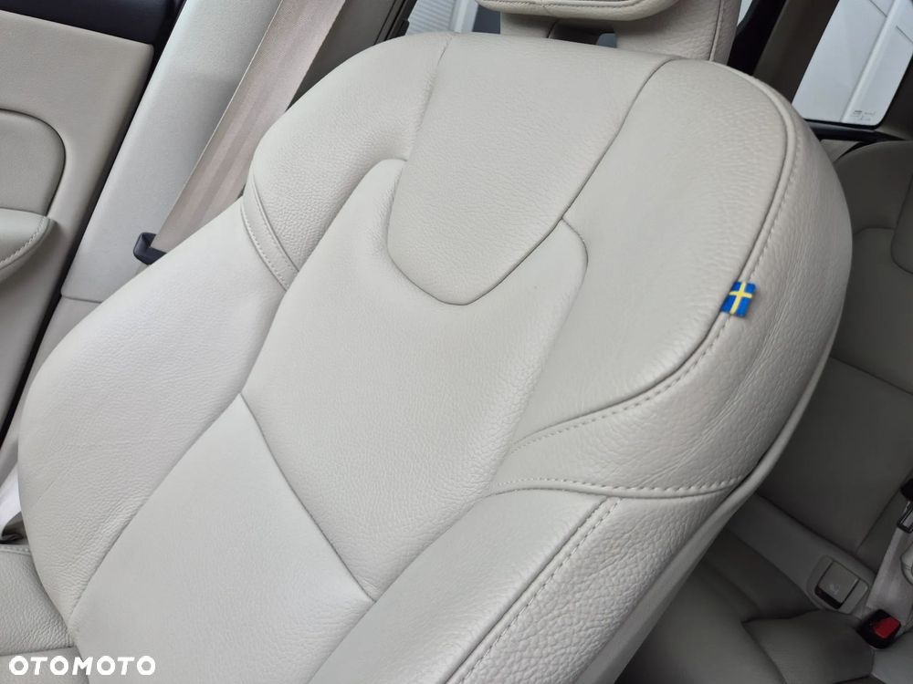 Volvo XC 60 B4 B Geartronic Inscription - 22