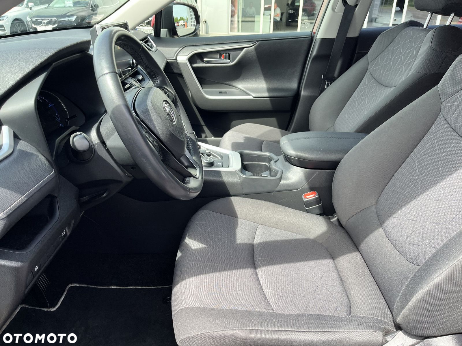 Toyota RAV4 - 12