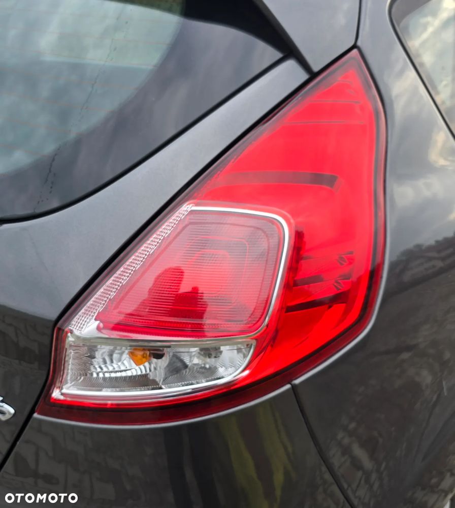 Ford Fiesta 1.25 Ambiente - 22