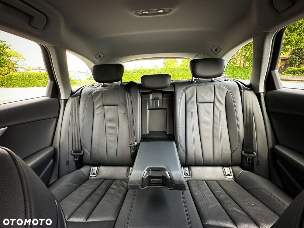 Audi A4 Avant 40 TDI S tronic - 25