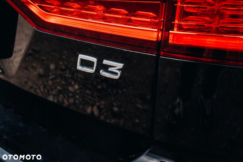 Volvo V60 D3 Momentum - 8
