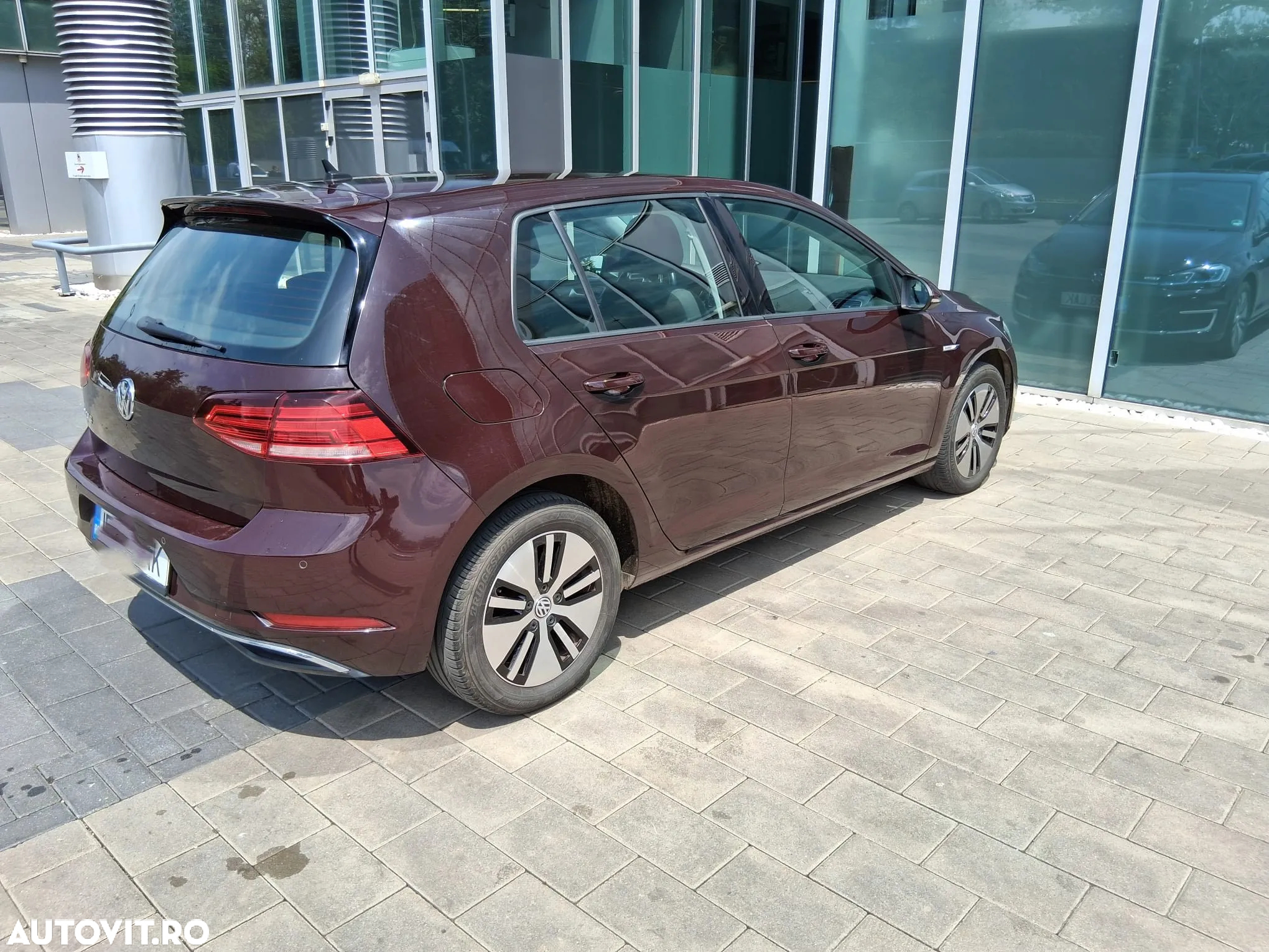 Volkswagen Golf e-Golf - 2