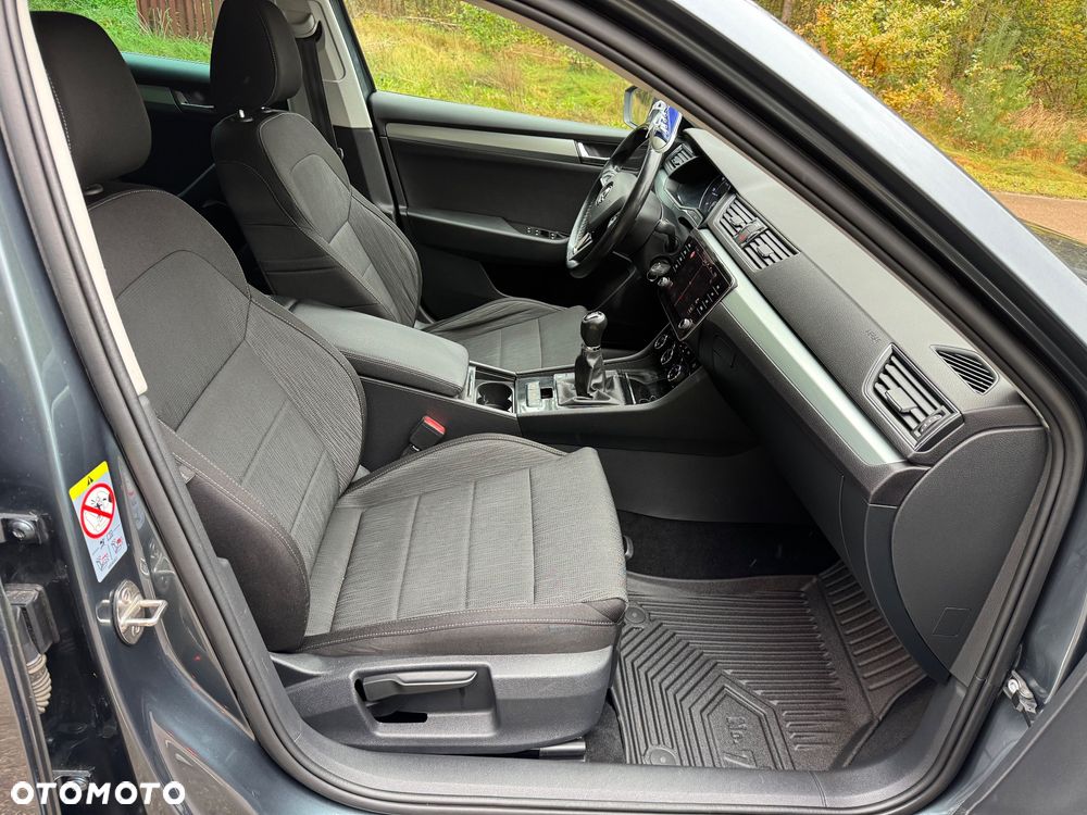 Skoda Superb 1.6 TDI Ambition - 23