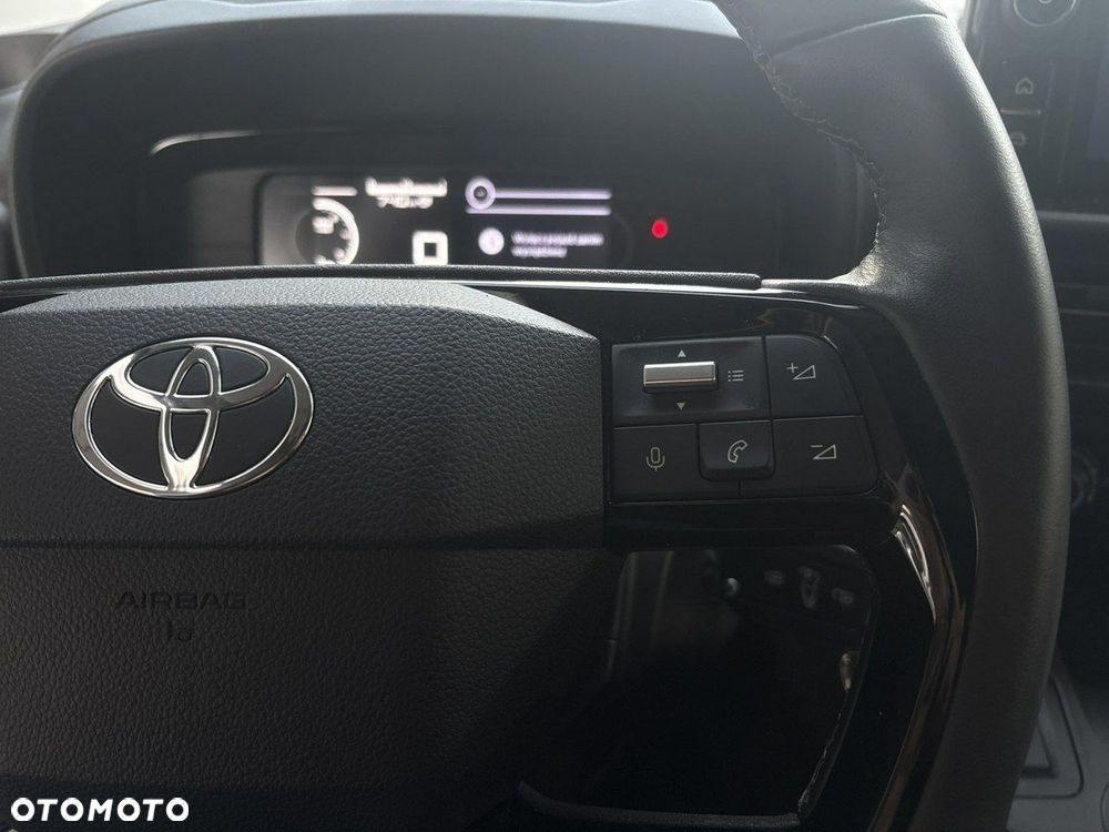 Toyota Proace City - 11