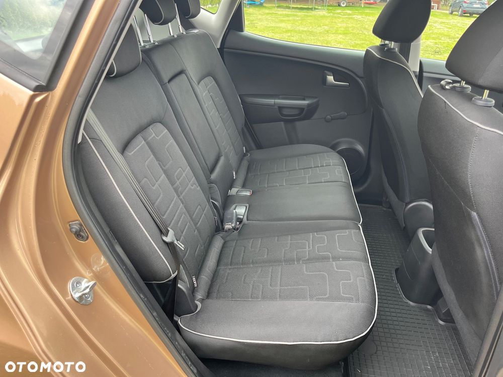 Kia Venga 1.4 CVVT ISG Spirit - 13